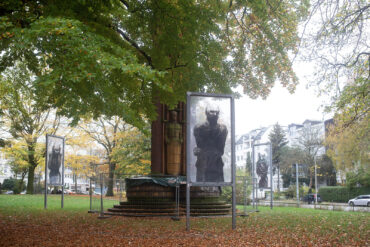 Rainer Tiedje: Gegendenkmal Altona (Foto: Kunst@SH/Jan Petersen, 2024)