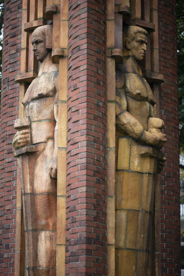 August Henneberger: Kriegerdenkmal Altona (Foto: Kunst@SH/Jan Petersen, 2024)