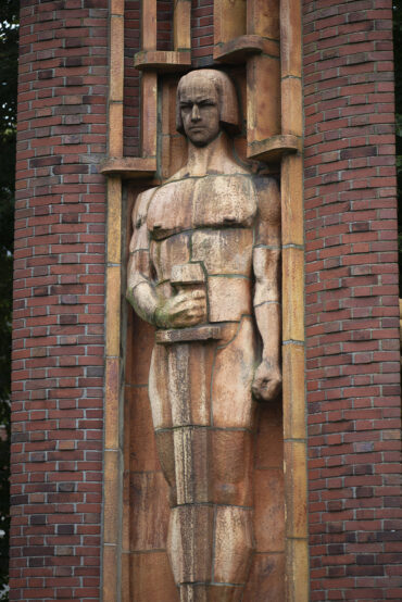 August Henneberger: Kriegerdenkmal Altona (Foto: Kunst@SH/Jan Petersen, 2024)